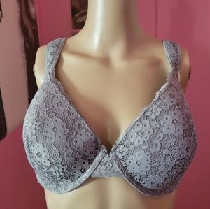 2 JESSICA SIMPSON BRAS 40C